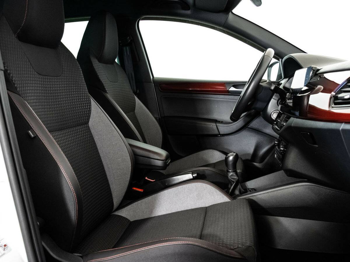 Фольксваген Поло б/у, 2021, Механическая. Фото: #13