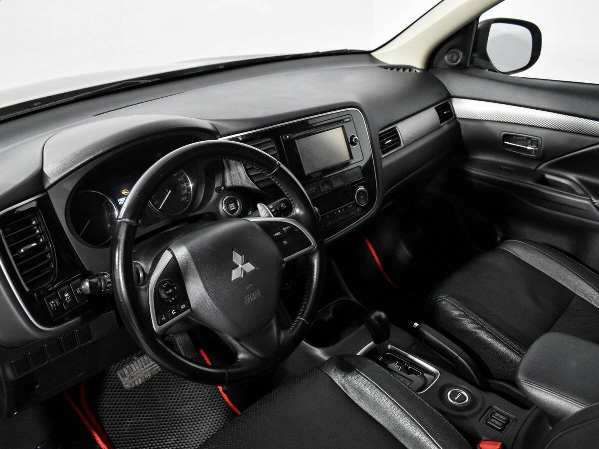 Mitsubishi Outlander б/у, 2014, Вариатор. Фото: #6