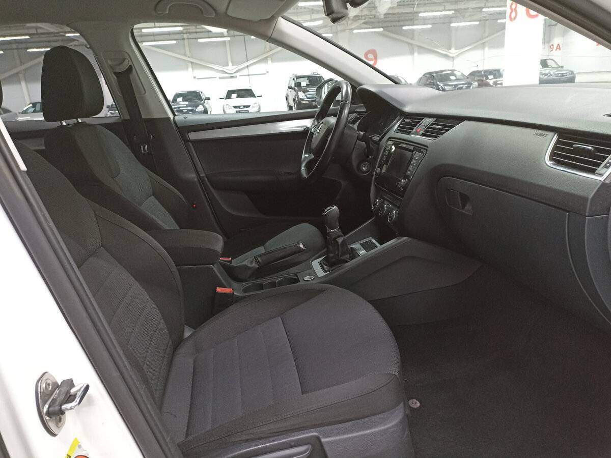 Skoda Octavia б/у, 2013, Механическая. Фото: #10