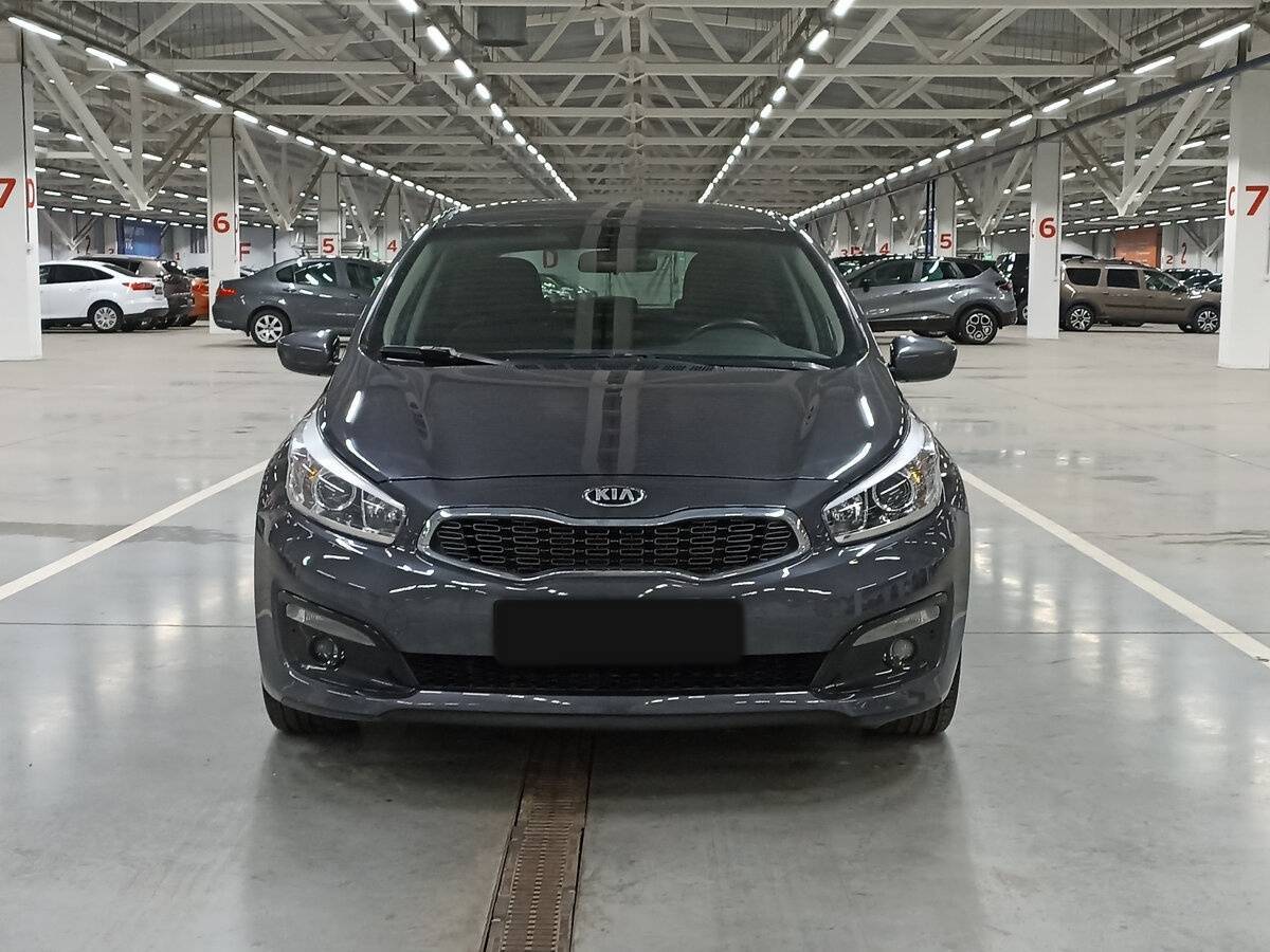 Kia Ceed б/у, 2017, Автоматическая. Фото: #1