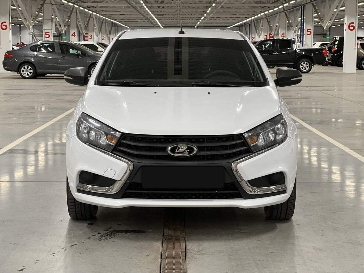 Lada (ВАЗ) Vesta б/у, 2018, Механическая. Фото: #1