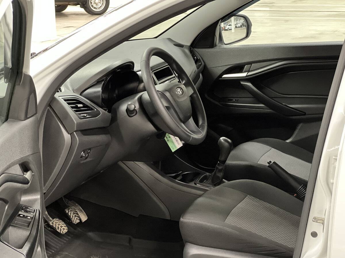 Lada (ВАЗ) Vesta б/у, 2018, Механическая. Фото: #15