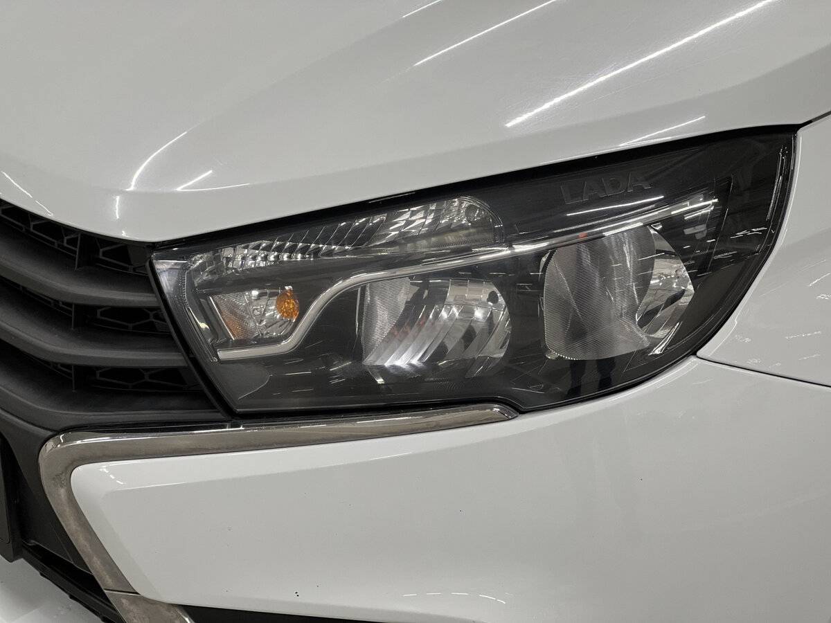 Lada (ВАЗ) Vesta б/у, 2018, Механическая. Фото: #16