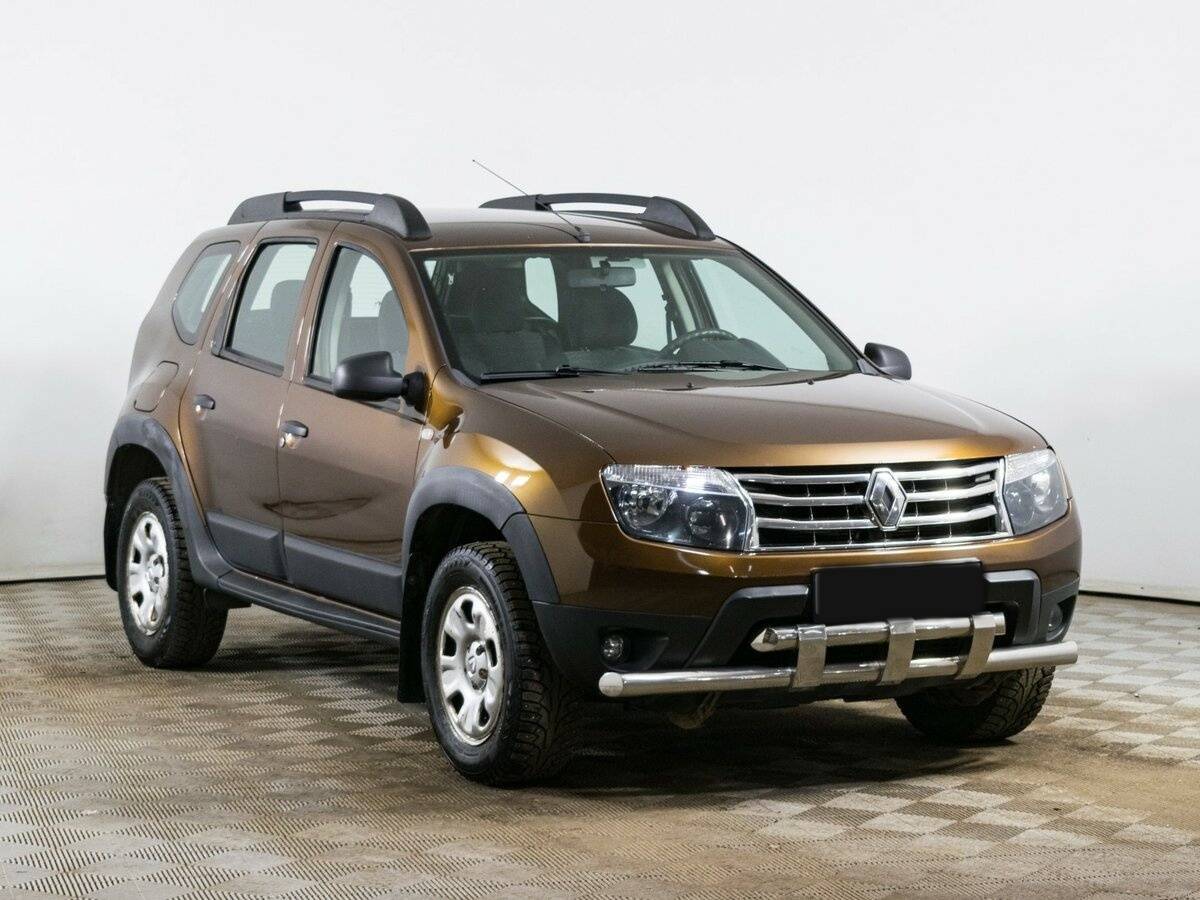 Renault Duster б/у, 2014, Механическая. Фото: #2