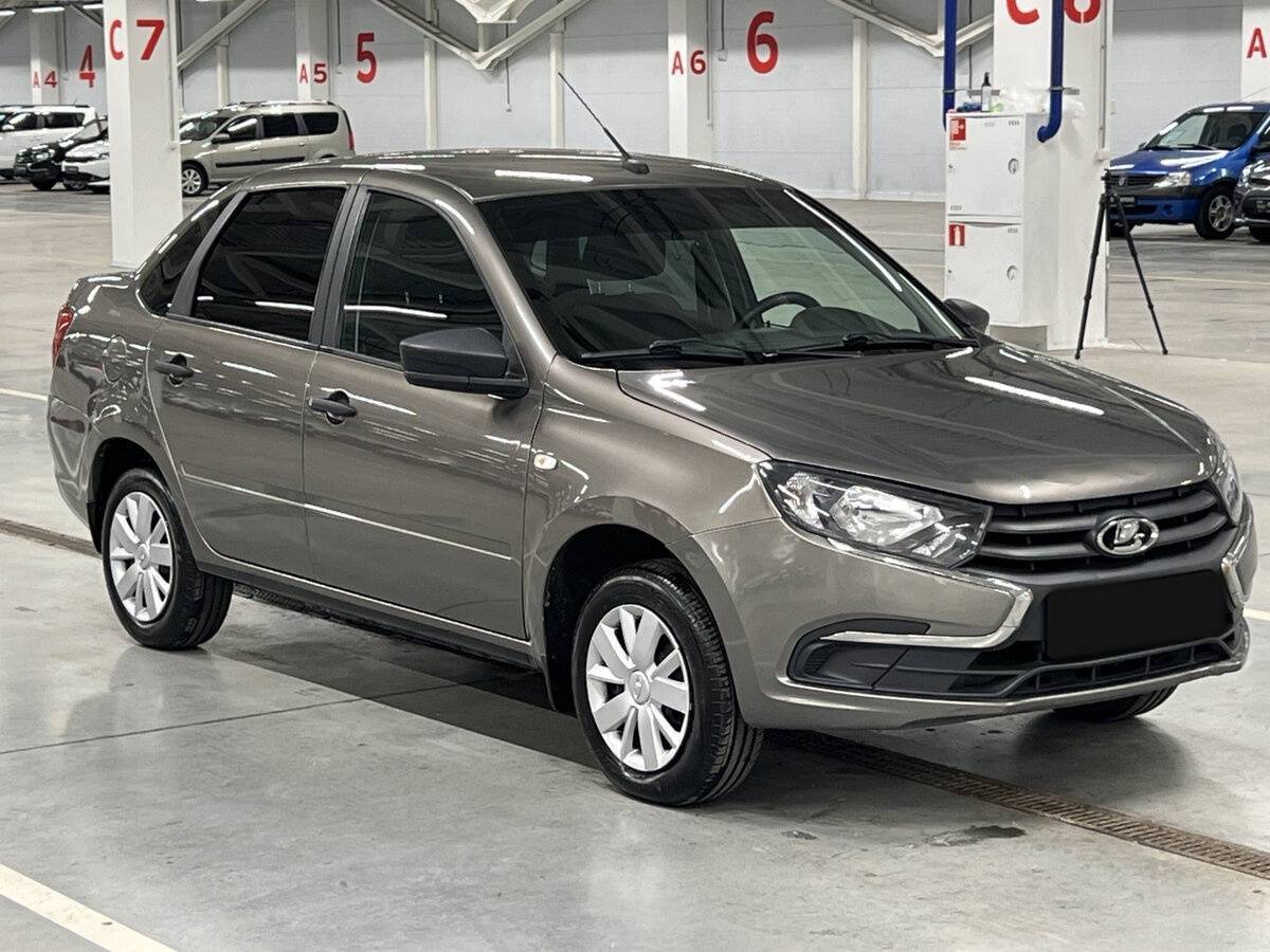 Lada (ВАЗ) Granta б/у, 2021, Механическая. Фото: #2