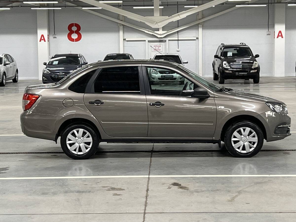 Lada (ВАЗ) Granta б/у, 2021, Механическая. Фото: #3