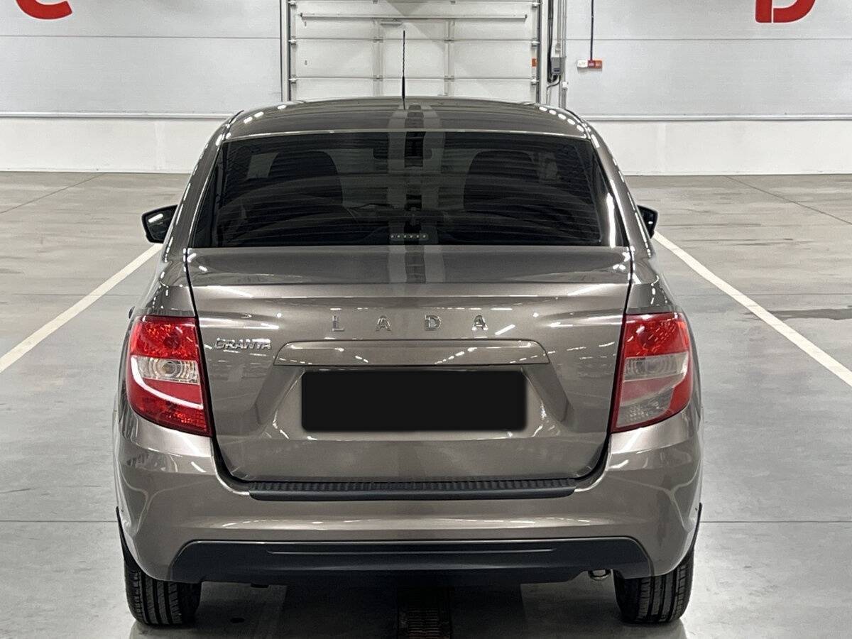 Lada (ВАЗ) Granta б/у, 2021, Механическая. Фото: #5