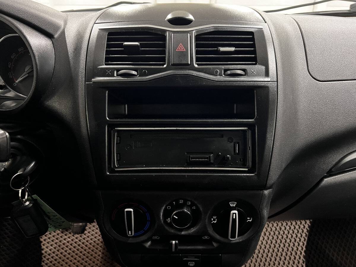 Lada (ВАЗ) Granta б/у, 2021, Механическая. Фото: #14