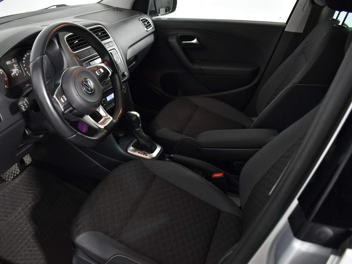 Volkswagen Polo б/у, 2018, Автоматическая. Фото: #10