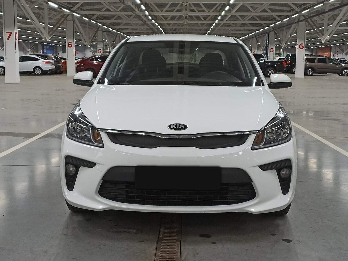 Kia Rio б/у, 2019, Механическая. Фото: #1
