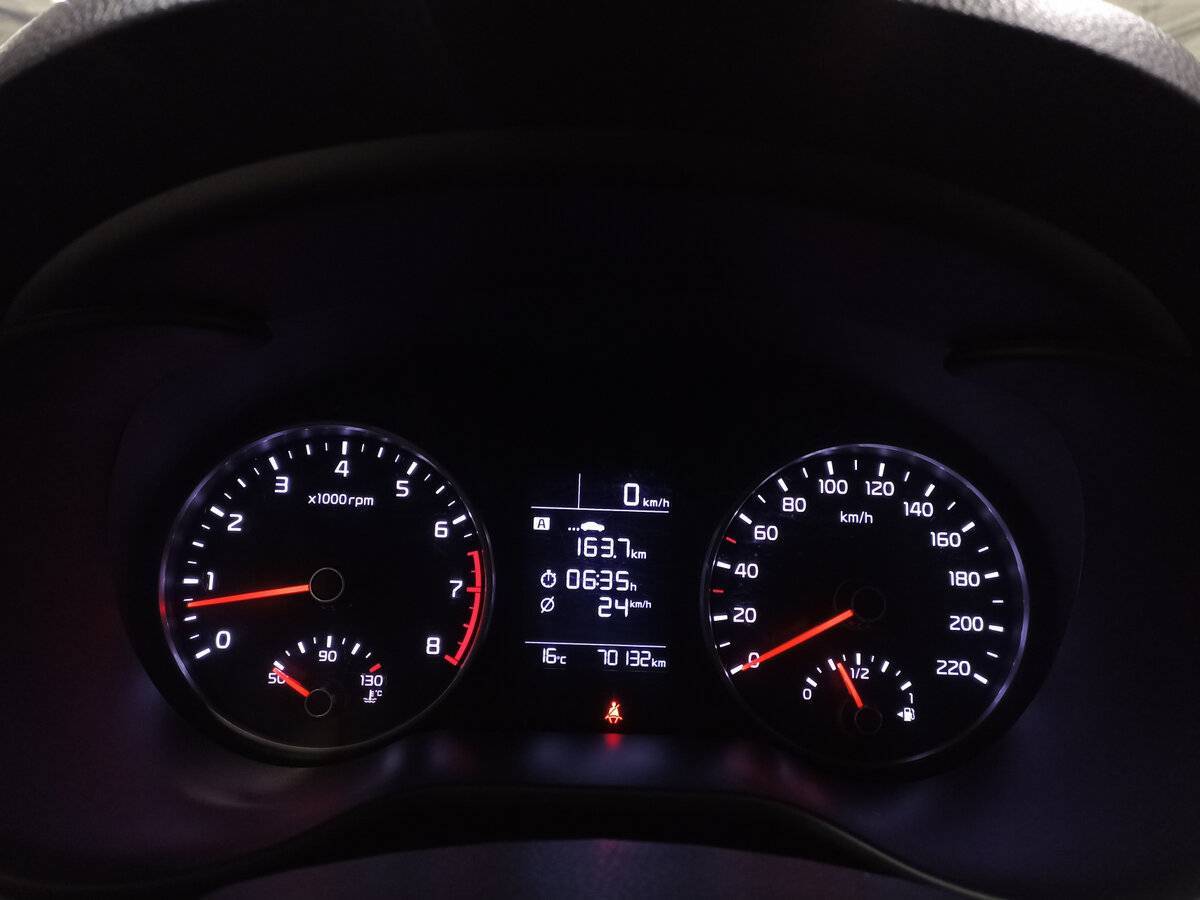 Kia Rio б/у, 2019, Механическая. Фото: #12