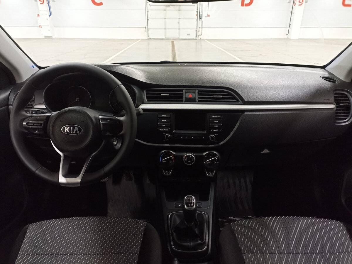 Kia Rio б/у, 2019, Механическая. Фото: #13
