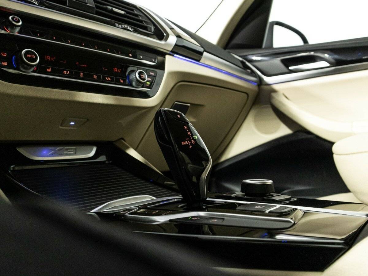 BMW X3 б/у, 2017, Автоматическая. Фото: #17