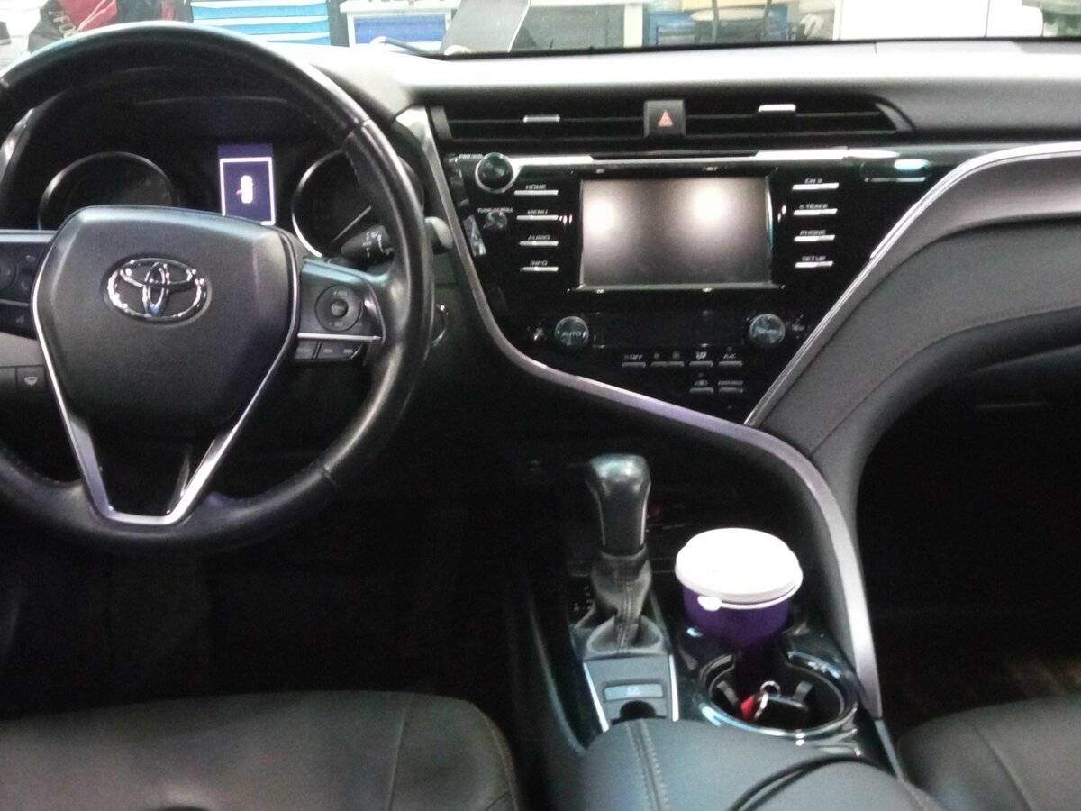 Toyota Camry б/у, 2020, Автоматическая. Фото: #4