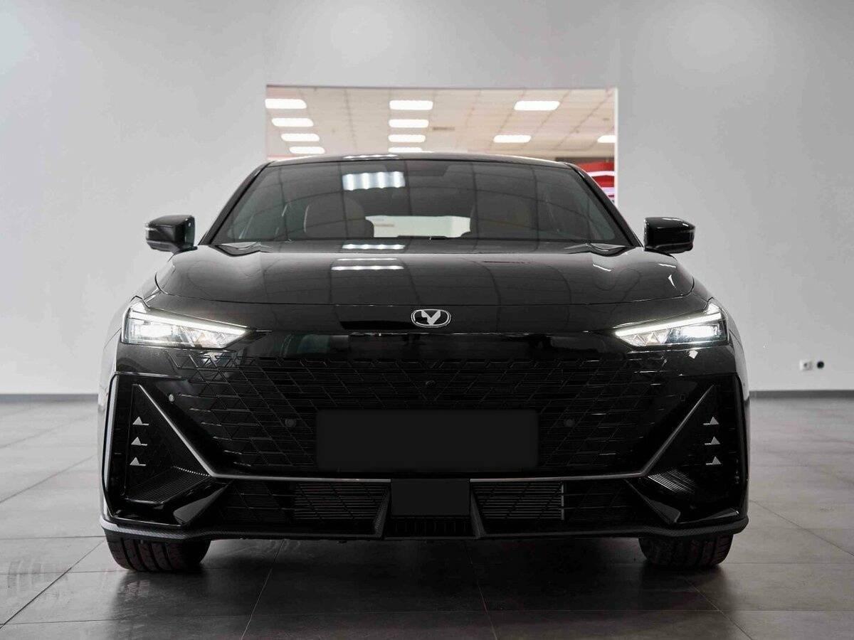 Changan UNI-V б/у, 2024, Роботизированная. Фото: #7