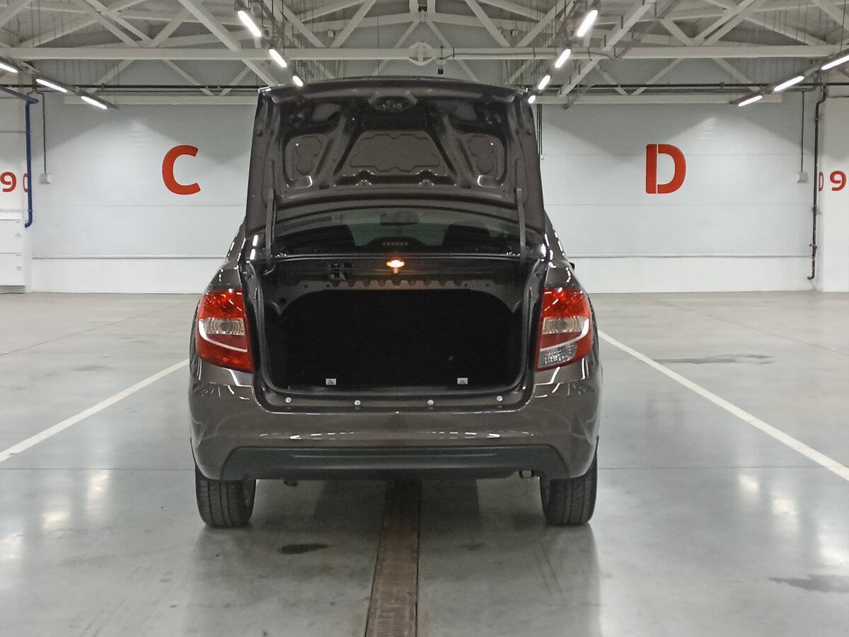 Lada (ВАЗ) Granta б/у, 2022, Механическая. Фото: #9