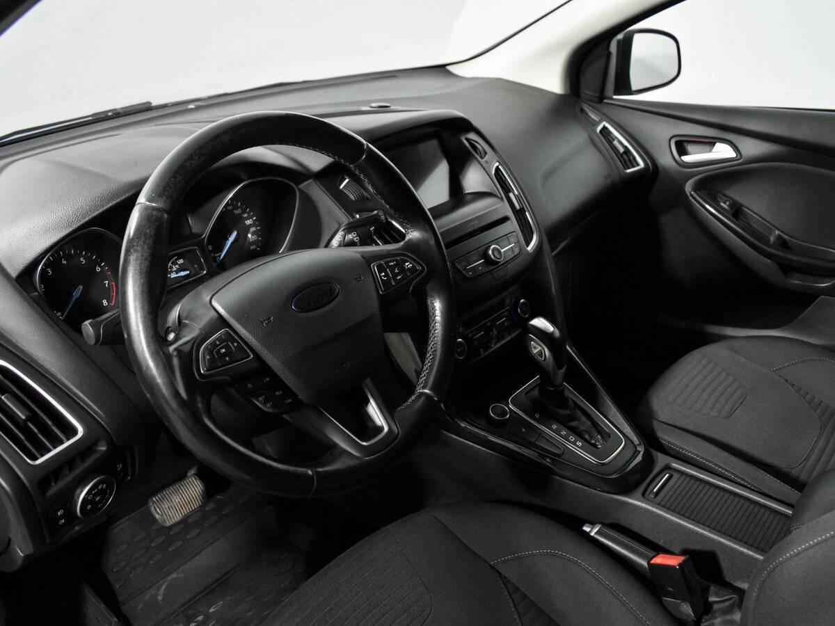 Ford Focus б/у, 2017, Автоматическая. Фото: #8