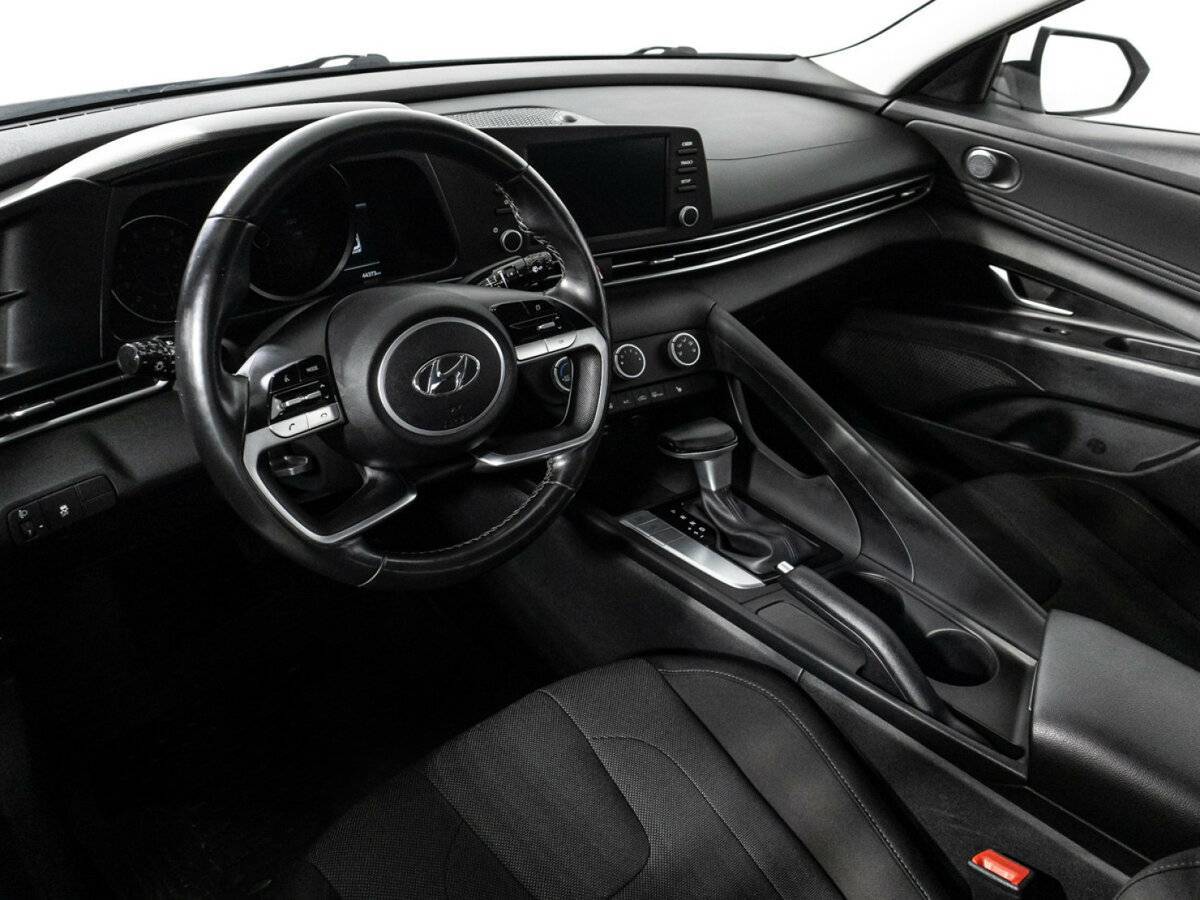 Хендай Елантра б/у, 2021, Автоматическая. Фото: #10