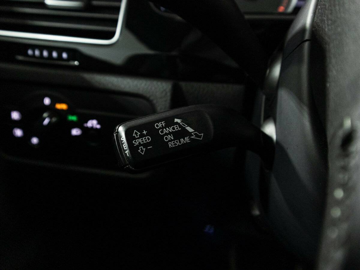 Volkswagen Touareg б/у, 2016, Автоматическая. Фото: #20