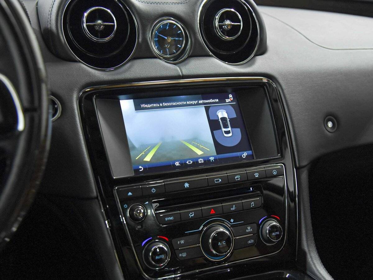 Jaguar XJ б/у, 2016, Автоматическая. Фото: #12