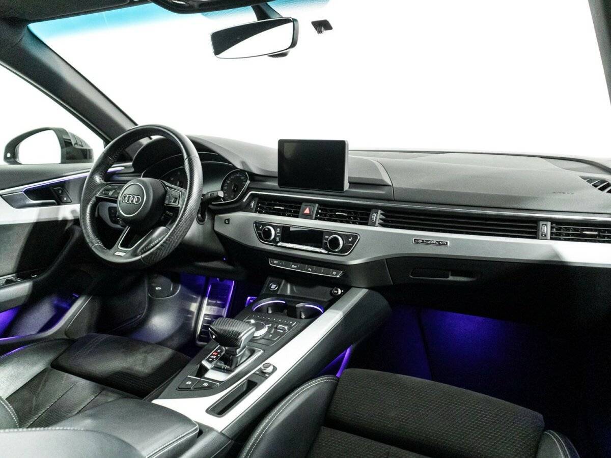Audi A4 б/у, 2019, Роботизированная. Фото: #8