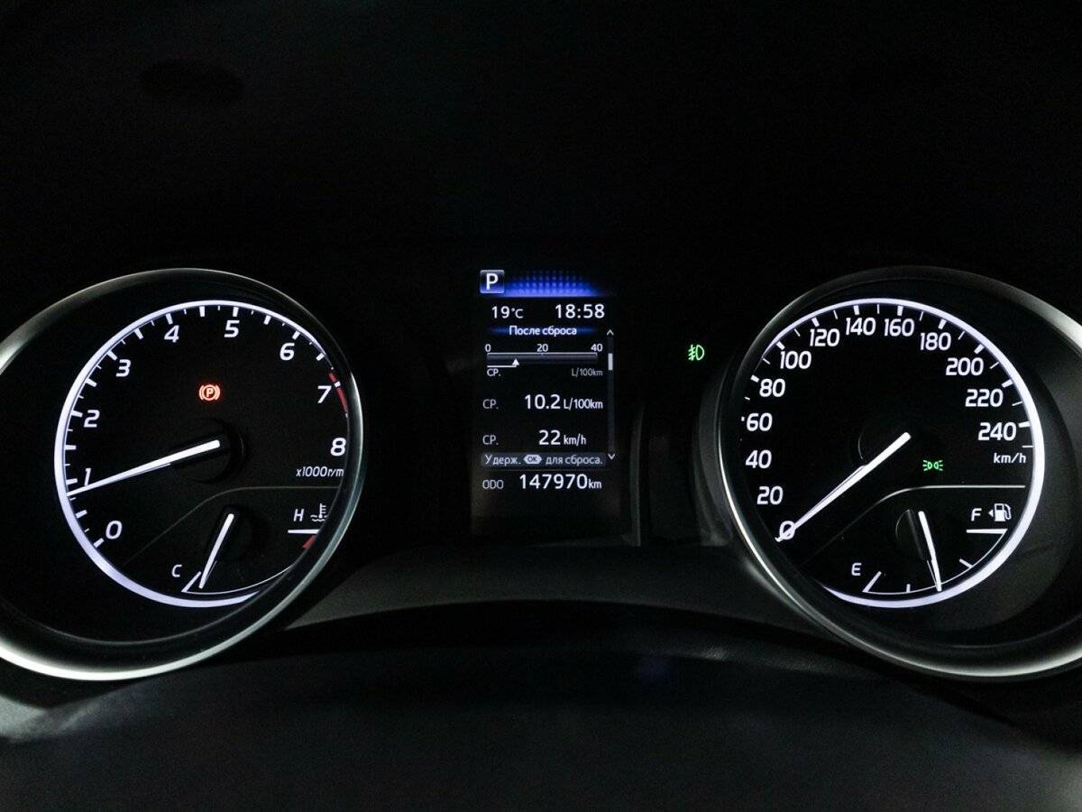 Toyota Camry б/у, 2021, Автоматическая. Фото: #11