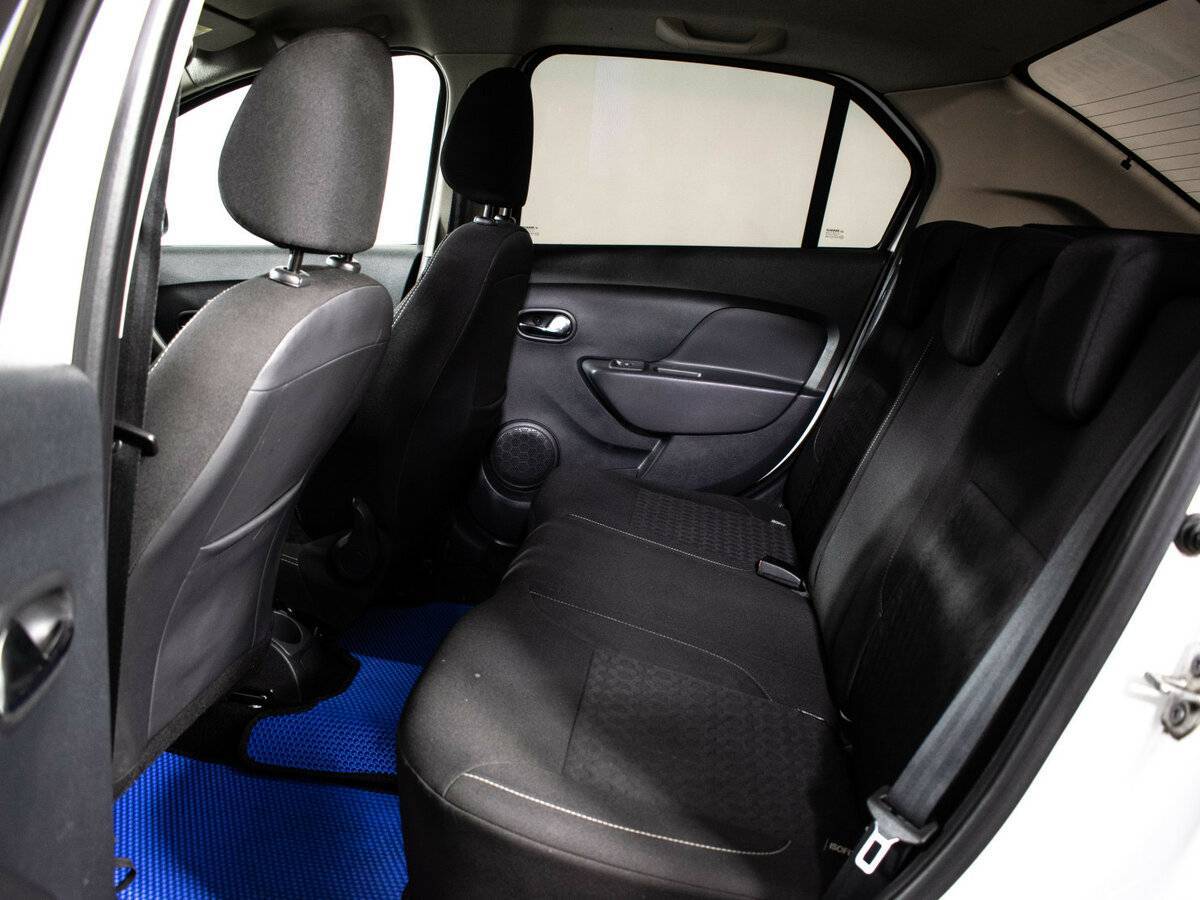 Renault Logan б/у, 2017, Механическая. Фото: #9