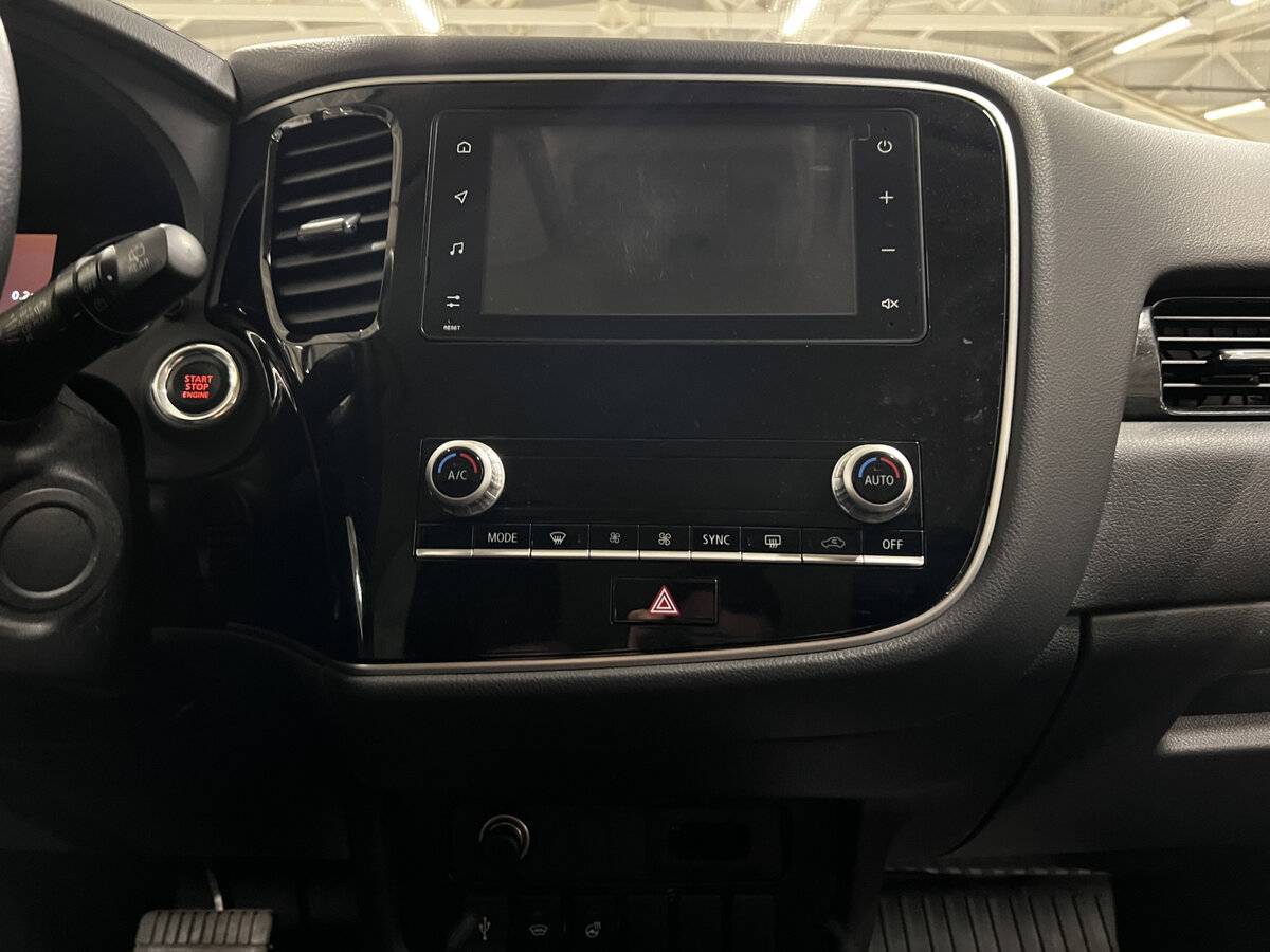 Mitsubishi Outlander б/у, 2021, Вариатор. Фото: #14