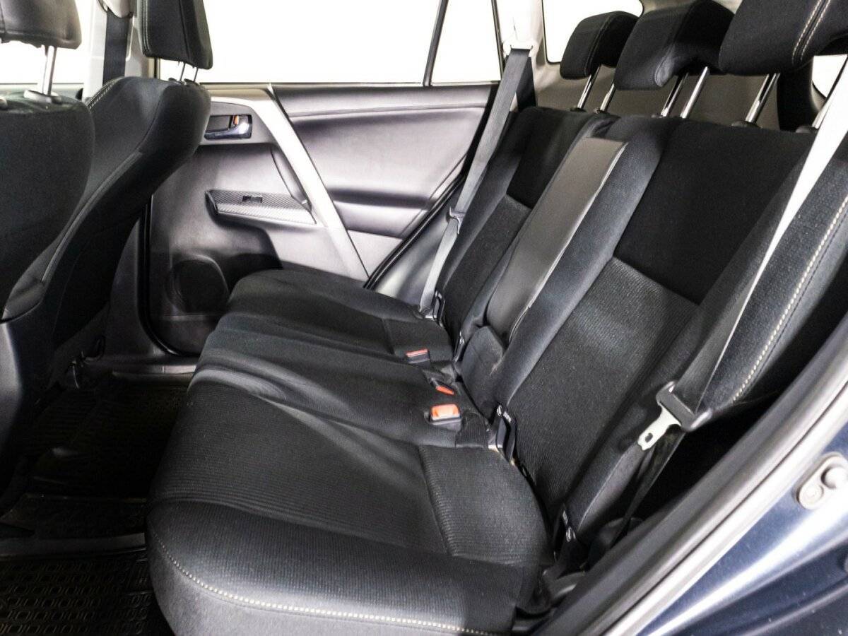 Тойота Рав4 б/у, 2015, Автоматическая. Фото: #9