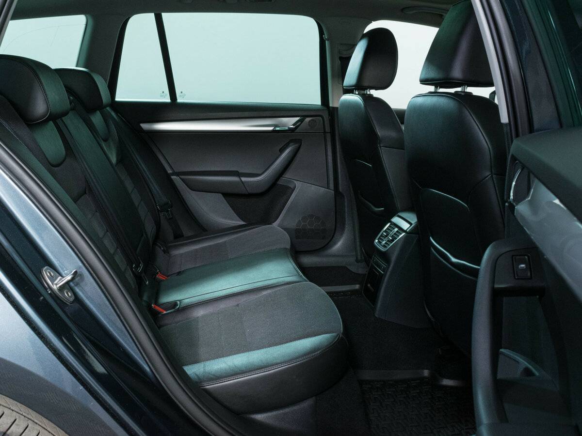 Шкода Октавия б/у, 2014, Роботизированная. Фото: #9