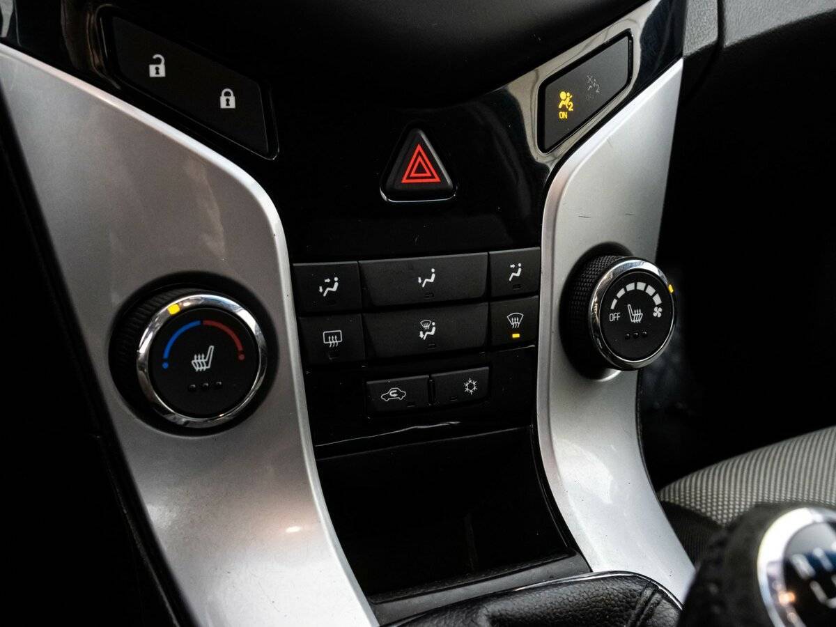 Шевроле Круз б/у, 2013, Механическая. Фото: #10