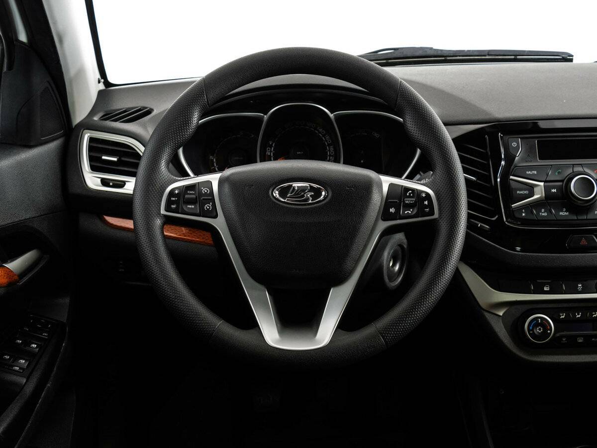 Лада (ВАЗ) Веста б/у, 2018, Механическая. Фото: #9