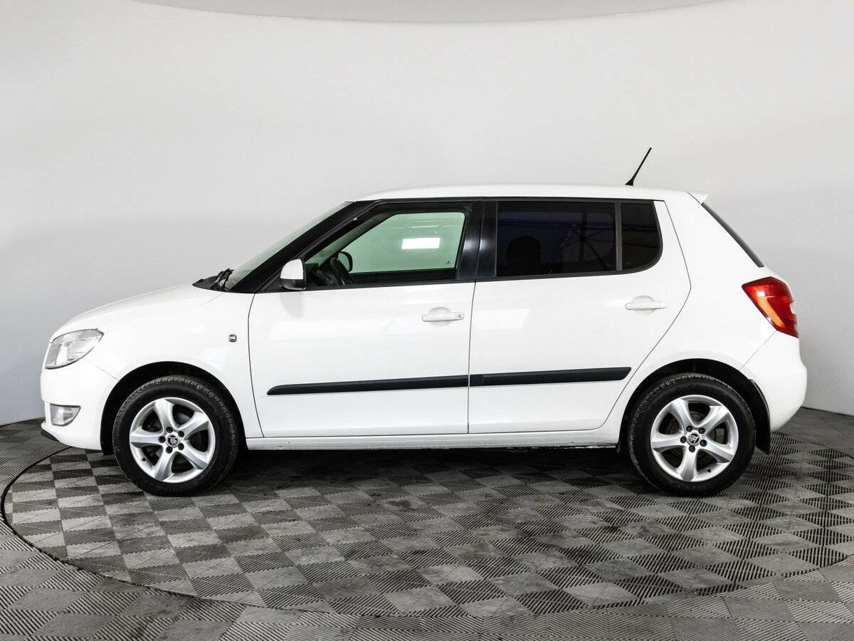 Шкода Фабия б/у, 2013, Автоматическая. Фото: #7