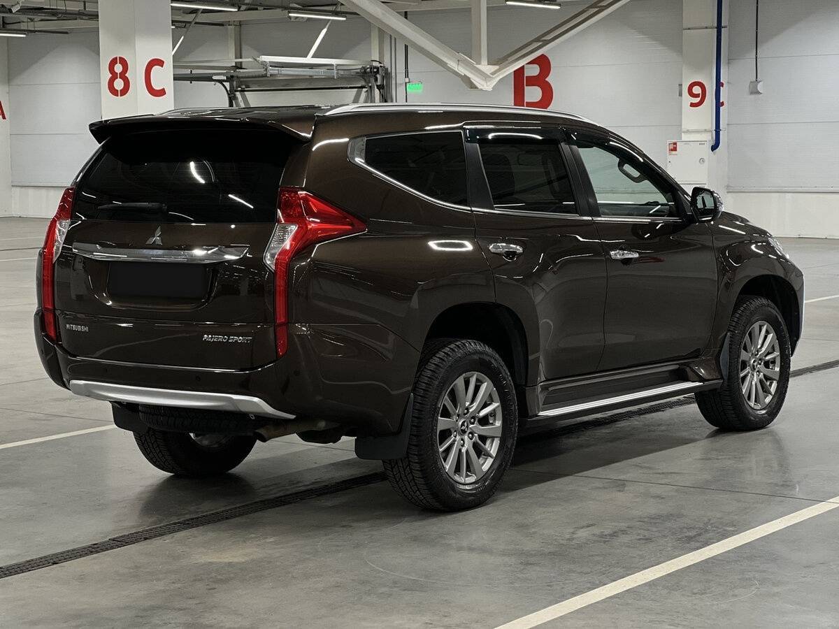 Mitsubishi Pajero Sport б/у, 2018, Автоматическая. Фото: #4