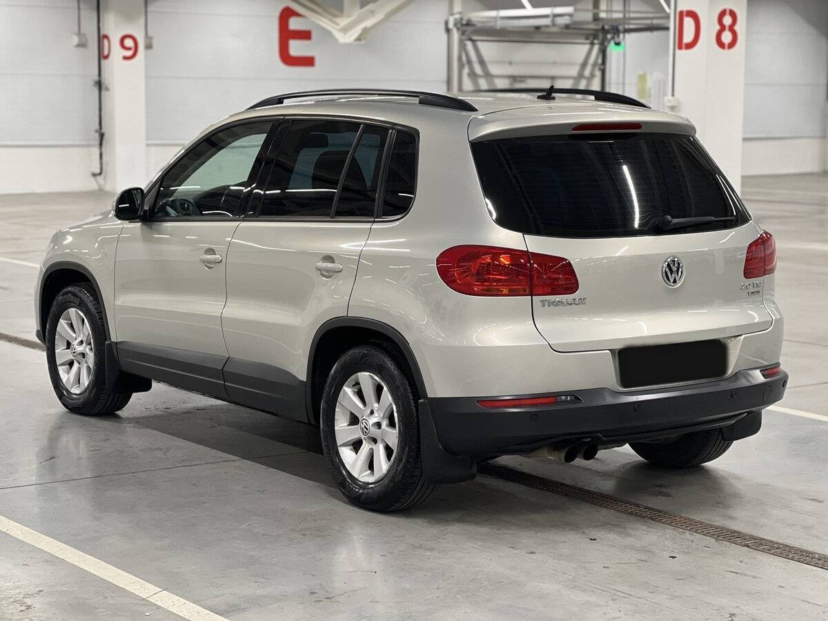 Volkswagen Tiguan б/у, 2012, Автоматическая. Фото: #6