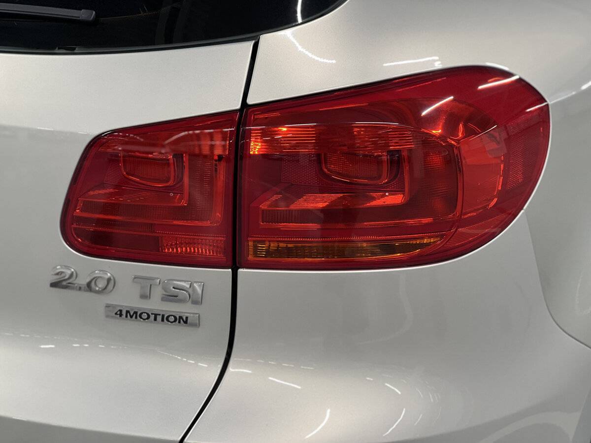 Volkswagen Tiguan б/у, 2012, Автоматическая. Фото: #8