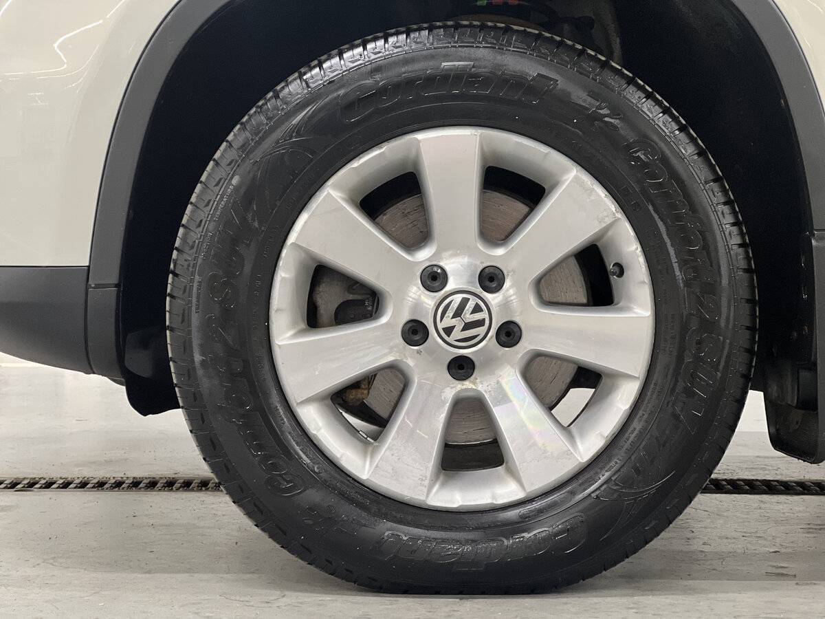 Volkswagen Tiguan б/у, 2012, Автоматическая. Фото: #17