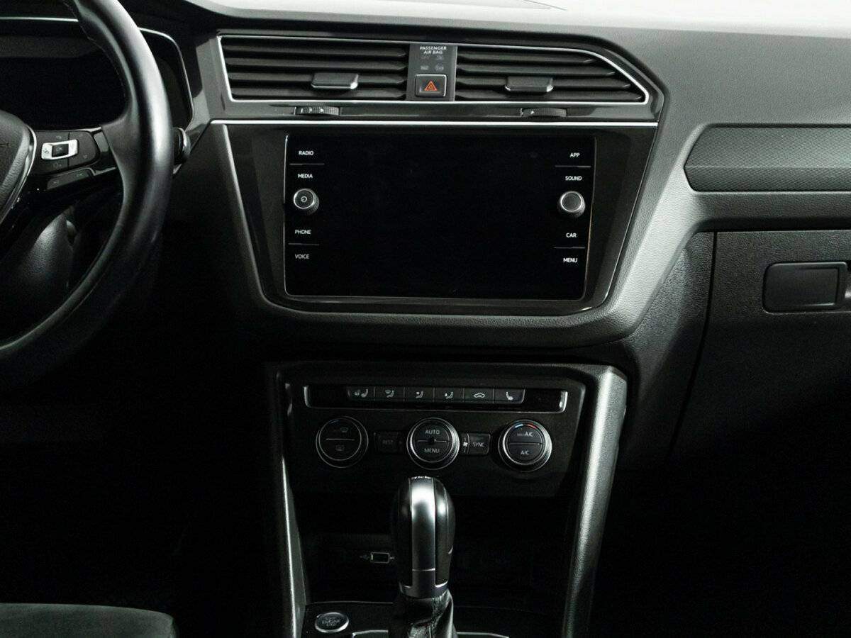 Volkswagen Tiguan б/у, 2018, Роботизированная. Фото: #13