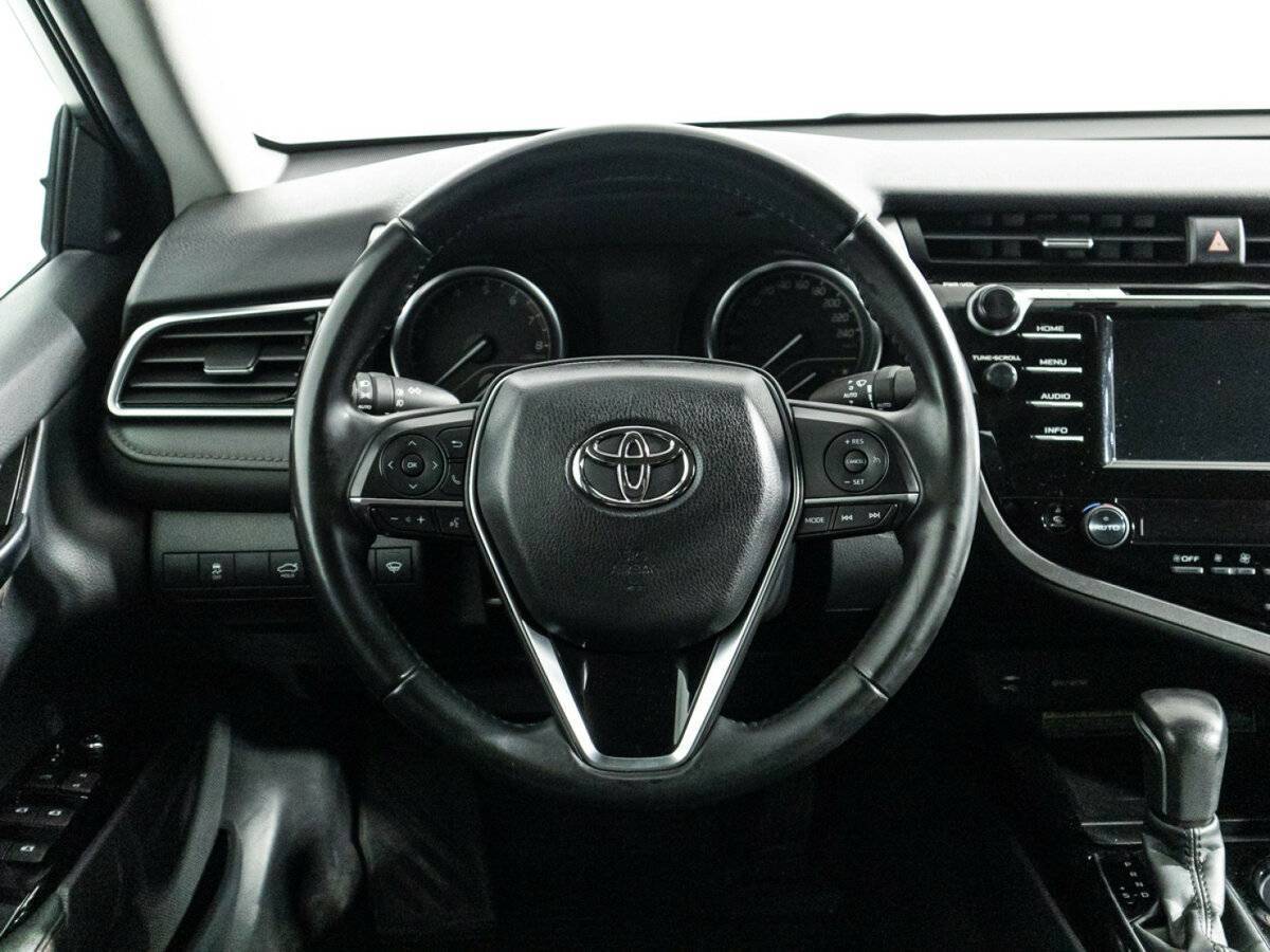 Toyota Camry б/у, 2020, Автоматическая. Фото: #18