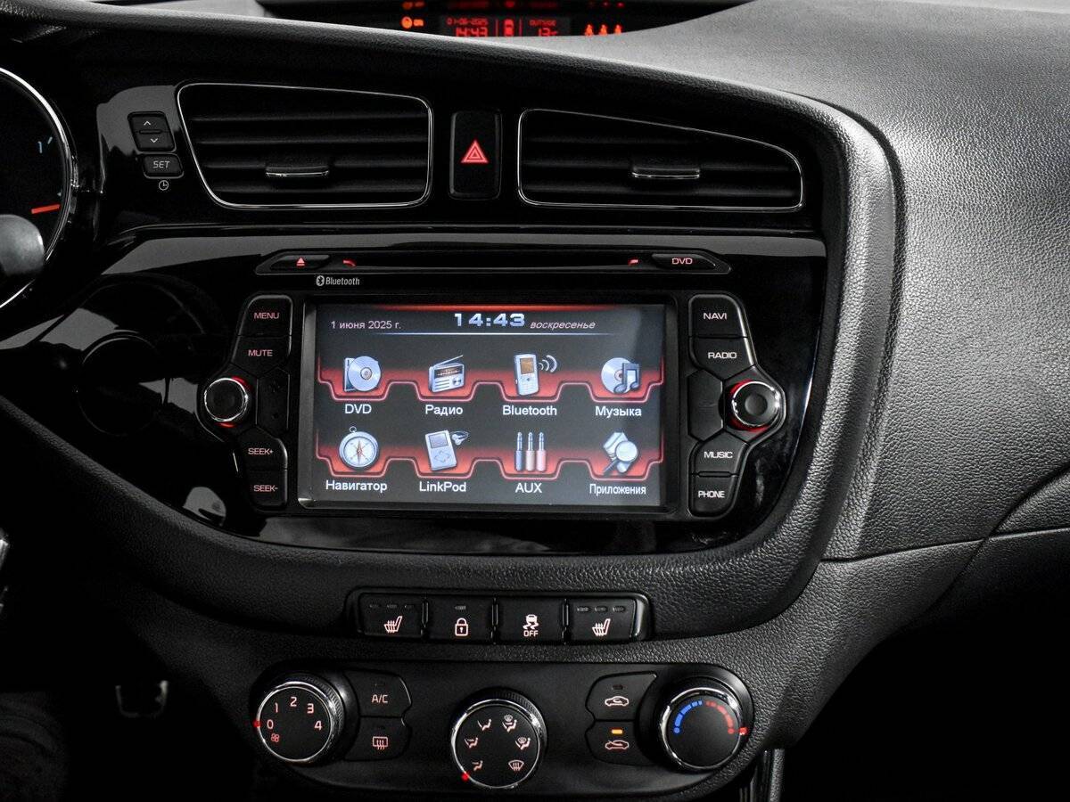 Киа Сид ГТ б/у, 2015, Механическая. Фото: #13