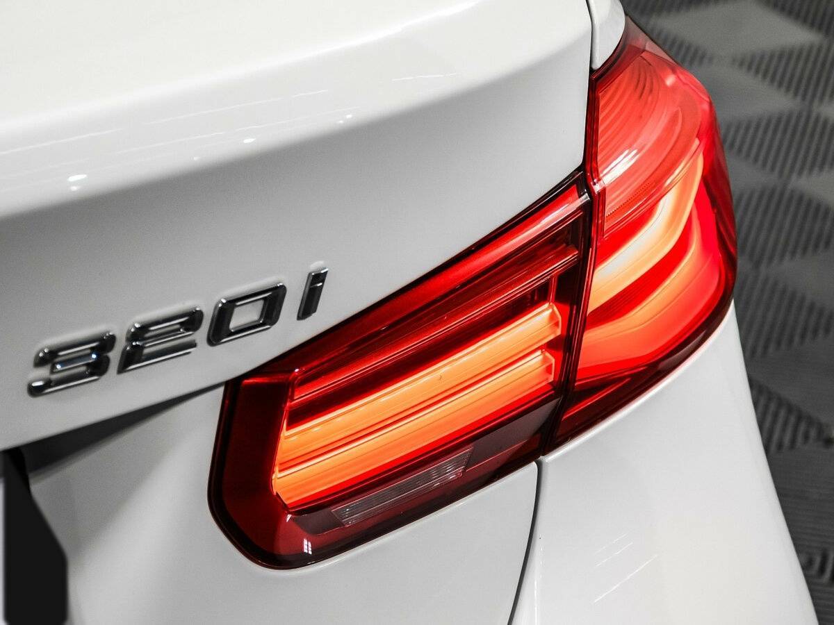 BMW 3 серии б/у, 2018, Автоматическая. Фото: #15