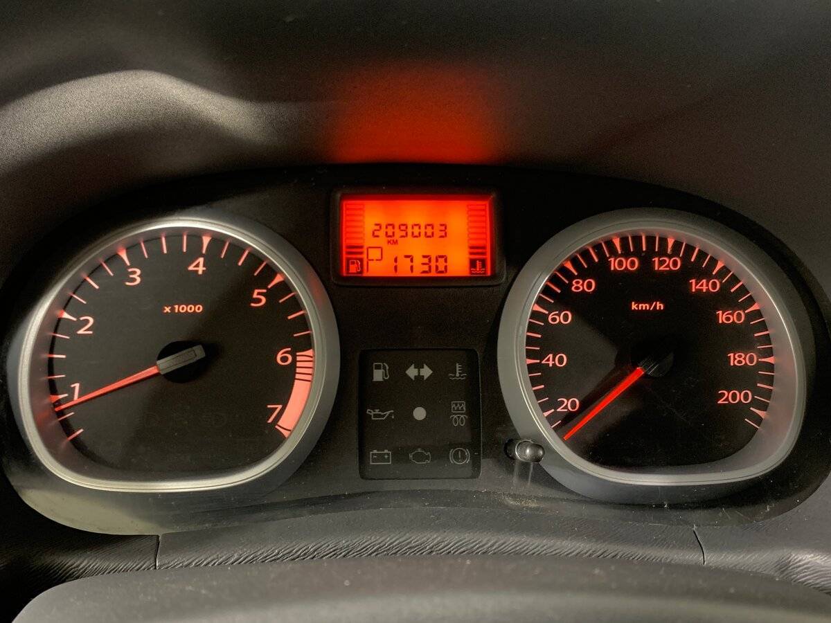 Renault Duster б/у, 2013, Автоматическая. Фото: #12