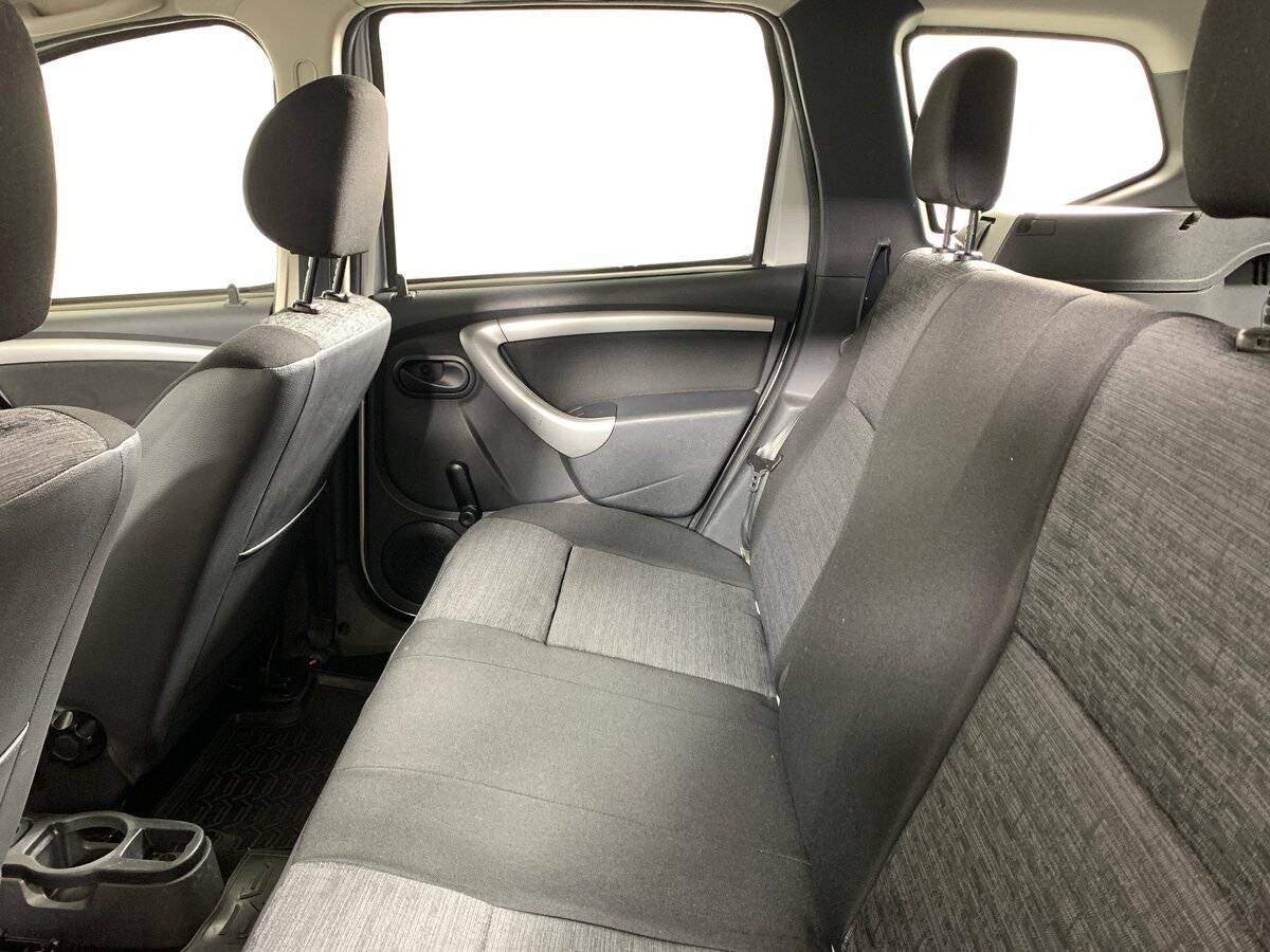 Renault Duster б/у, 2013, Автоматическая. Фото: #16