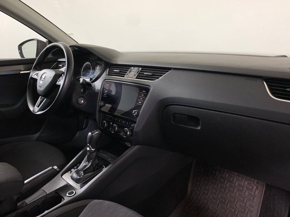 Skoda Octavia б/у, 2018, Роботизированная. Фото: #12