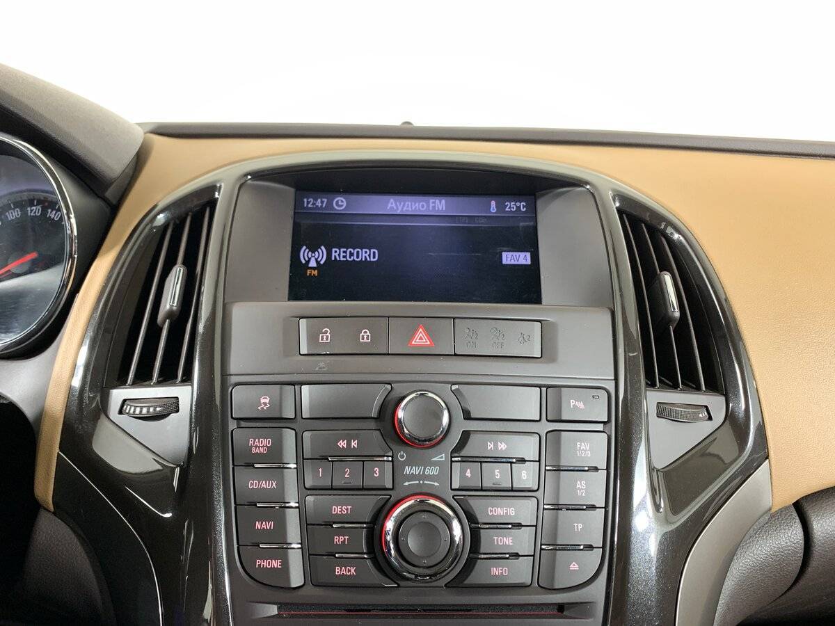 Opel Astra б/у, 2013, Автоматическая. Фото: #13