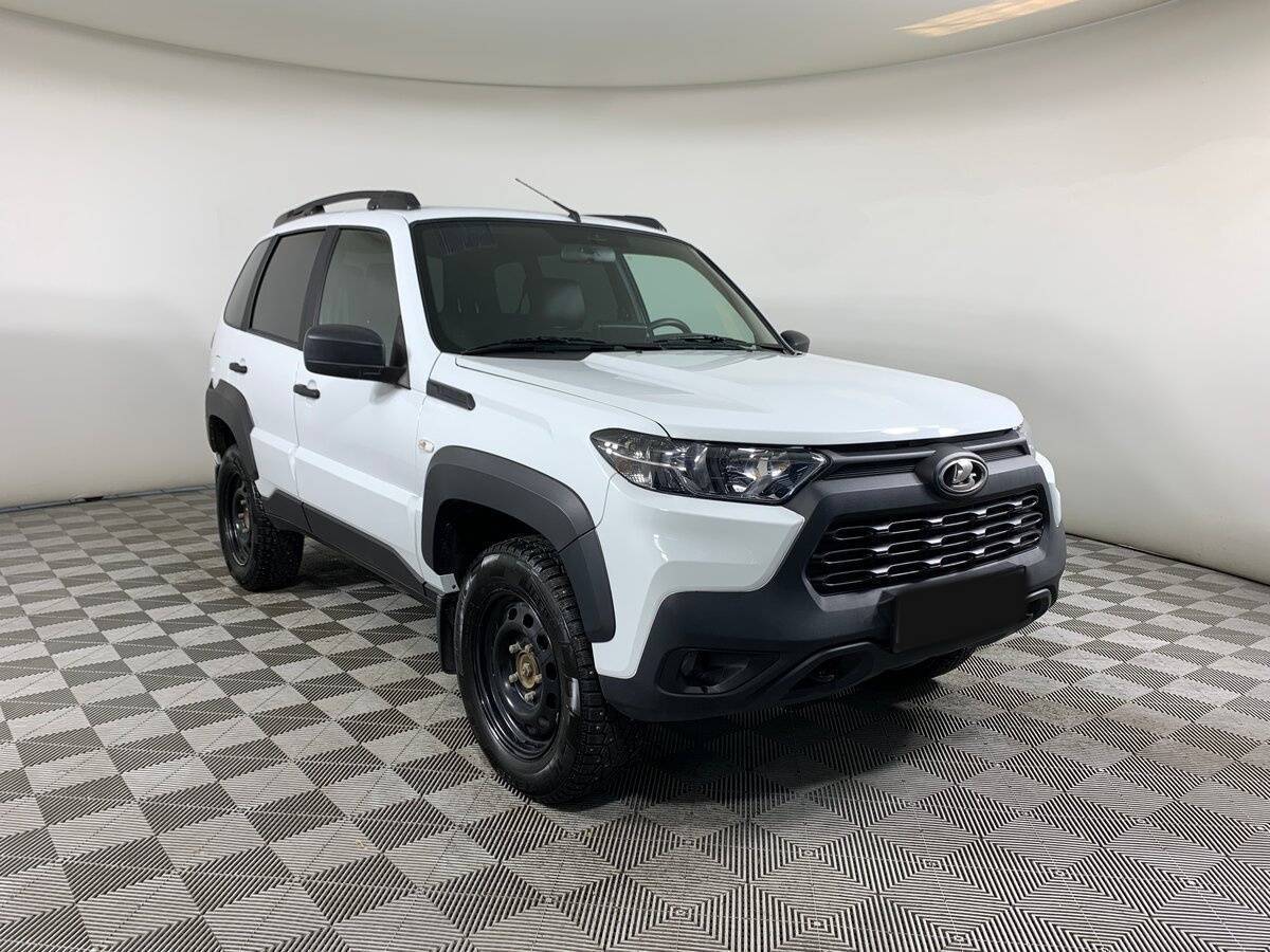 Lada (ВАЗ) Niva б/у, 2024, Механическая. Фото: #2