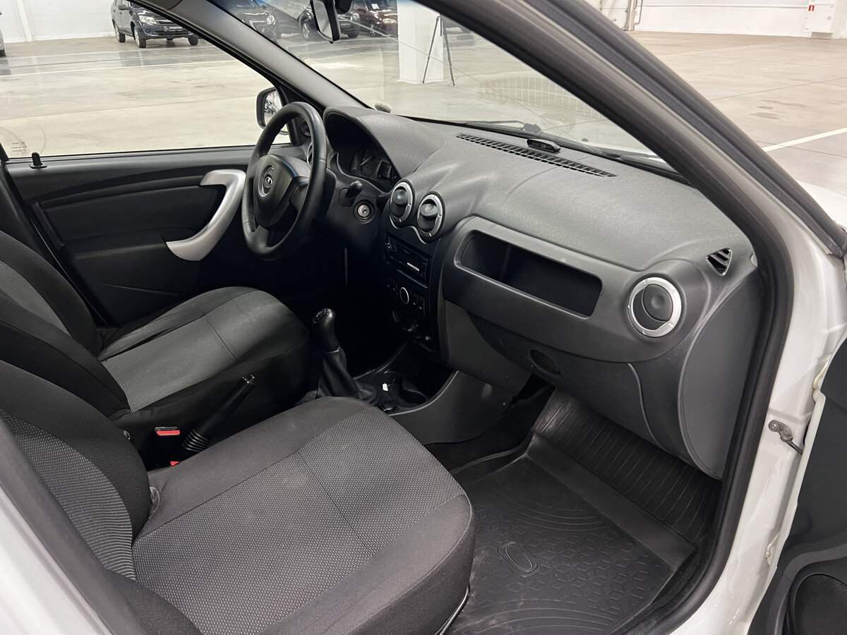 Lada (ВАЗ) Largus б/у, 2017, Механическая. Фото: #10