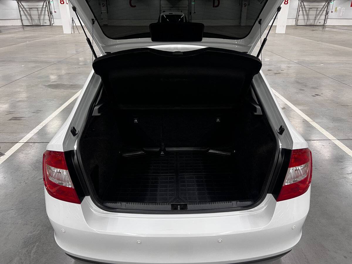 Skoda Rapid б/у, 2016, Механическая. Фото: #9