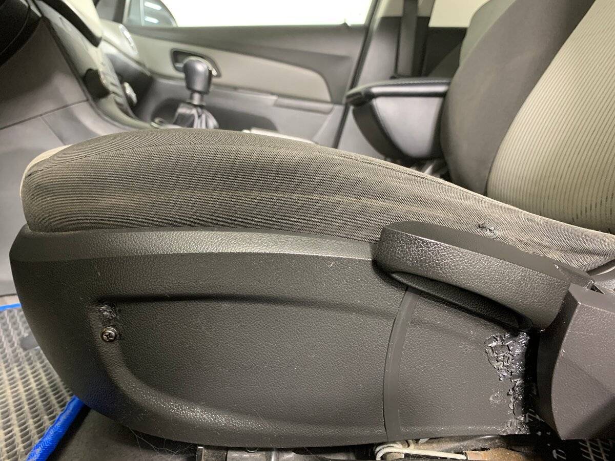 Chevrolet Cruze б/у, 2012, Механическая. Фото: #15