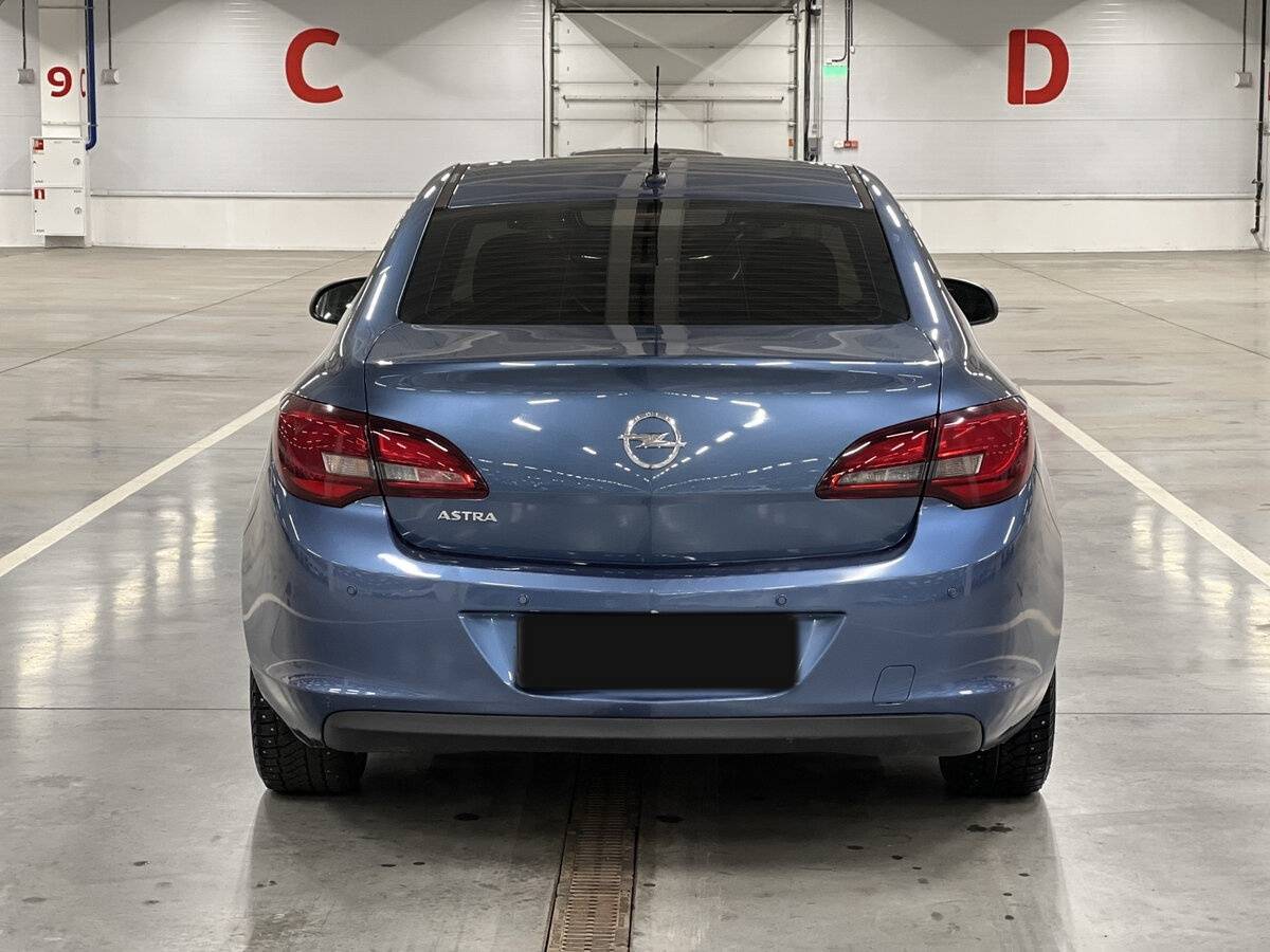 Opel Astra б/у, 2013, Механическая. Фото: #5